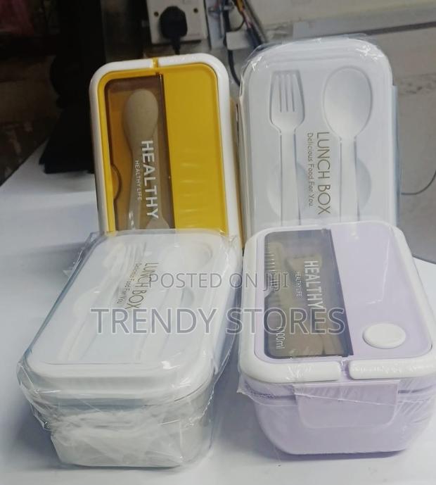 Plastic Lunch Box With Cutlery
