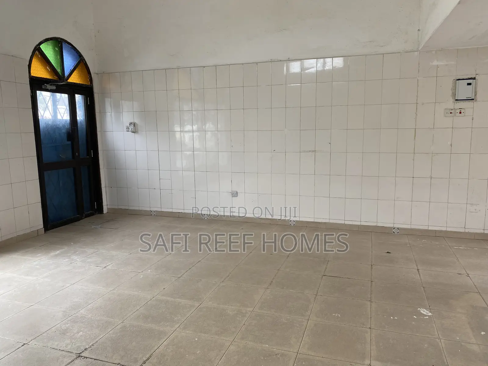 Shop to Let Along Links Road Nyali