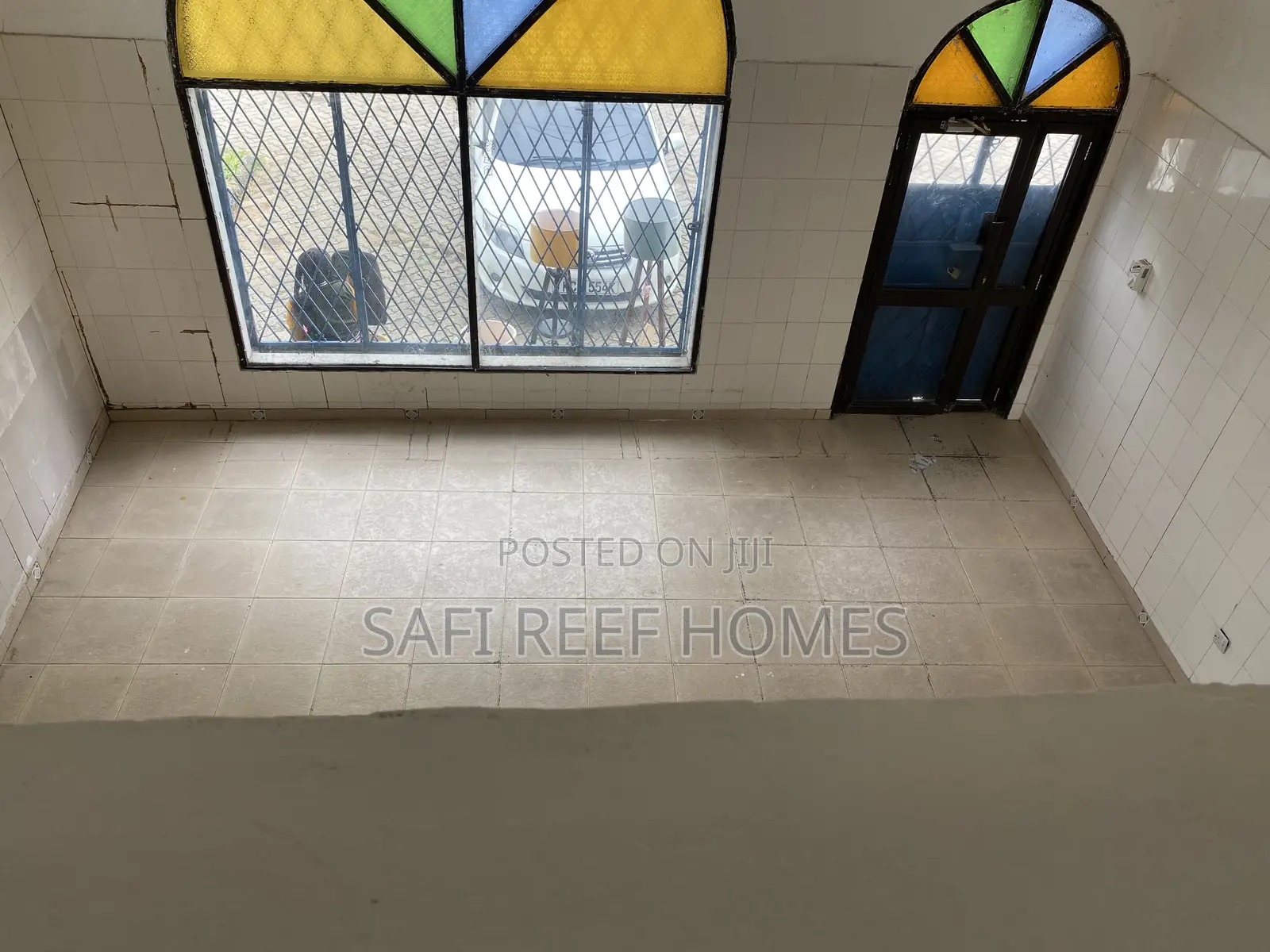 Shop to Let Along Links Road Nyali