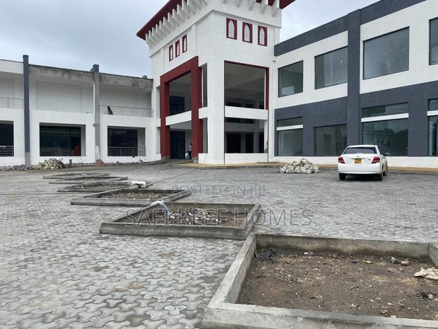 Restaurant Space to Let in Nyali - thumbnail 7