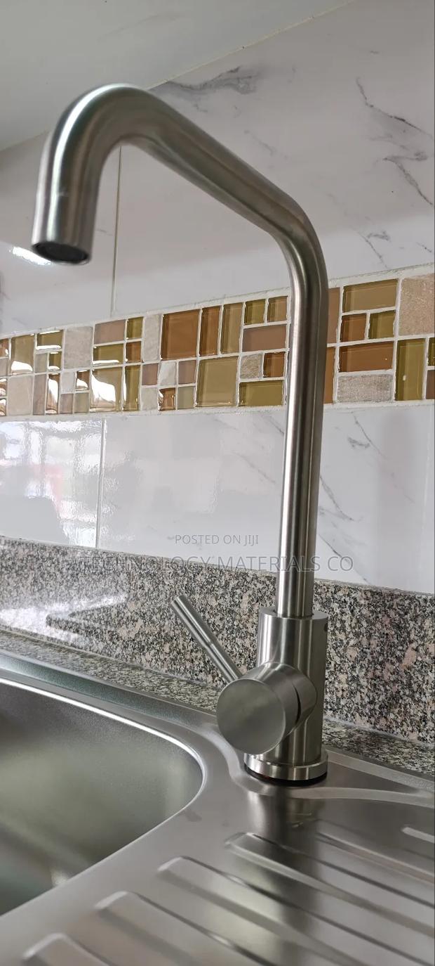 Kitchen Mixer Tap. - thumbnail 2