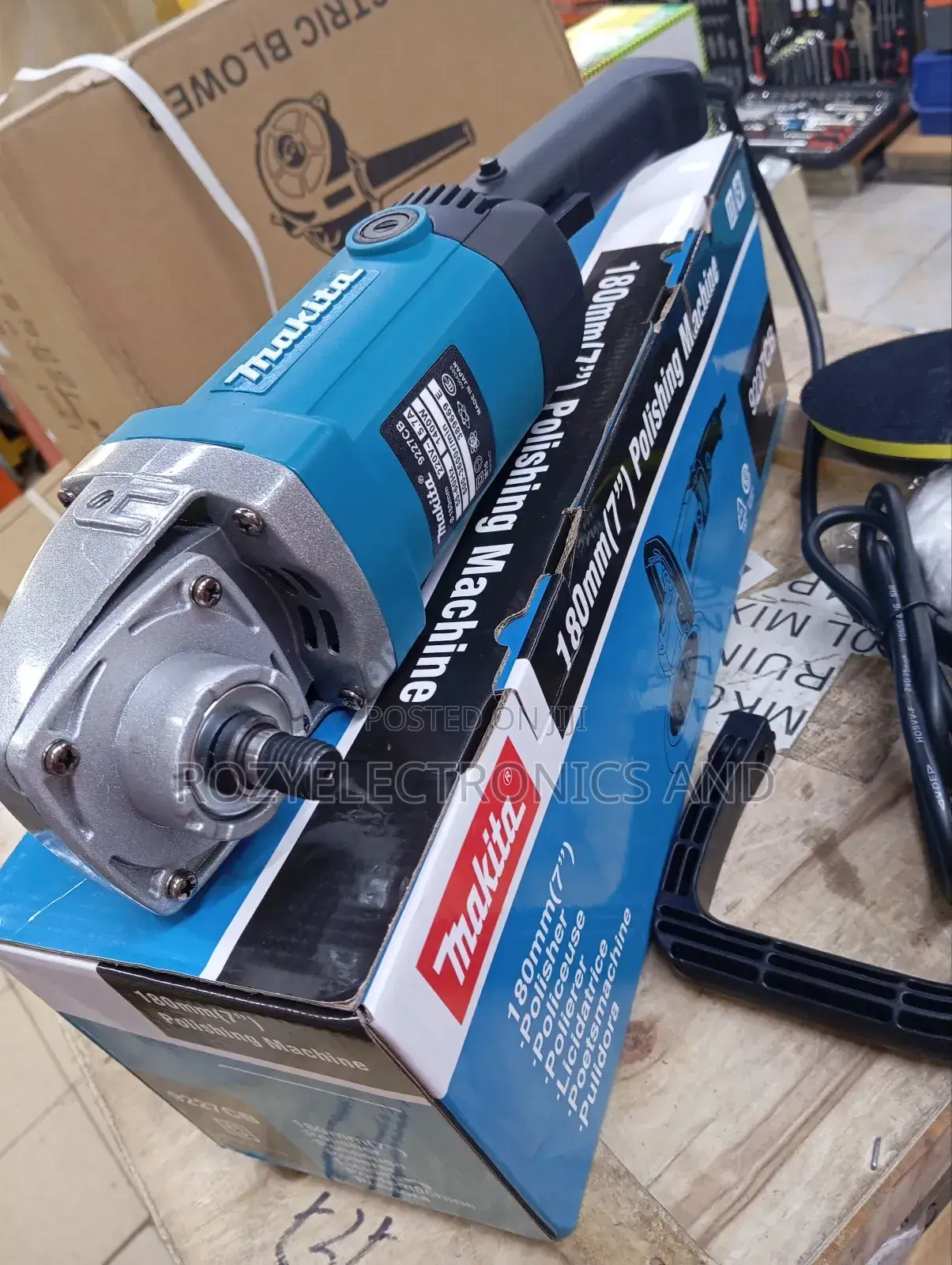 9 Inches Makita Grinder
