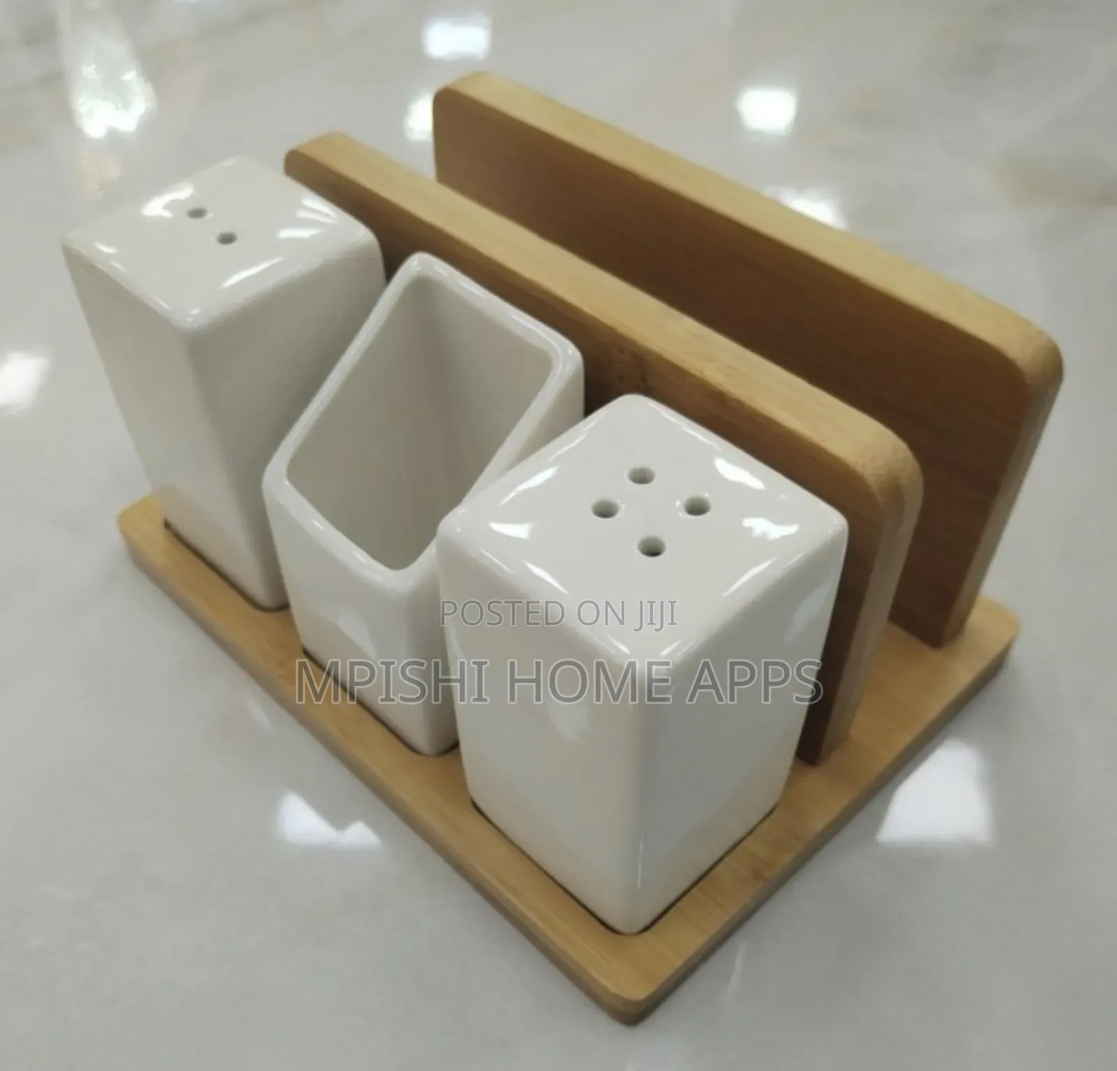 4 in 1 Salt Pepper Shaker With Bamboo Base