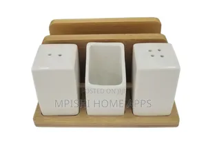 4 in 1 Salt Pepper Shaker With Bamboo Base