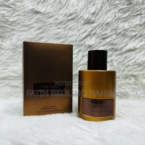 Tom Ford Oud Minerale Perfume - thumbnail 2