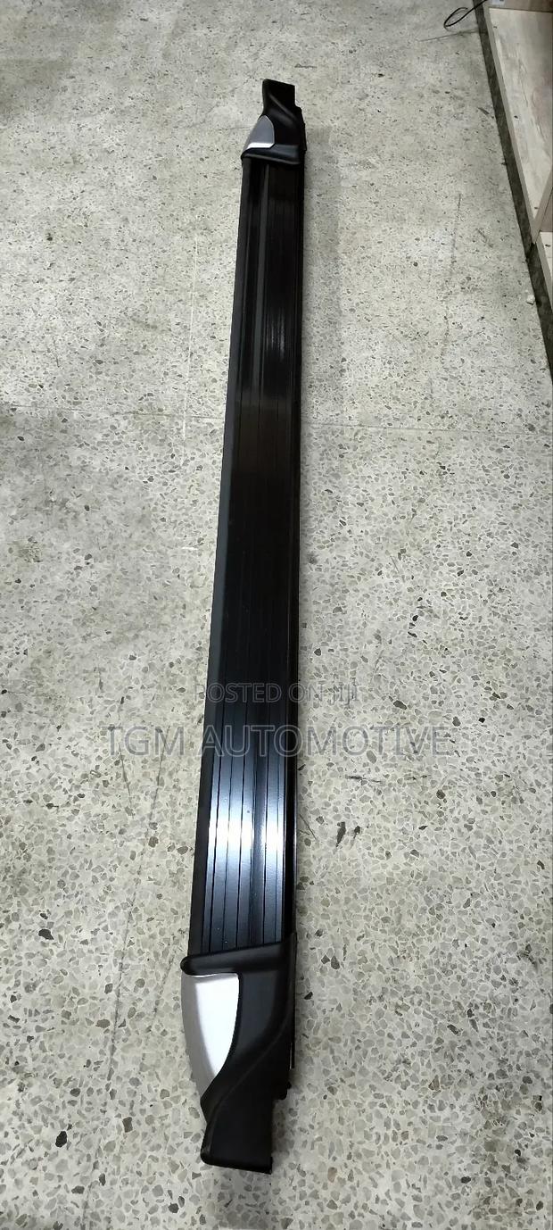 Custom Fit Side Steps Isuzu-Max 2019-2021