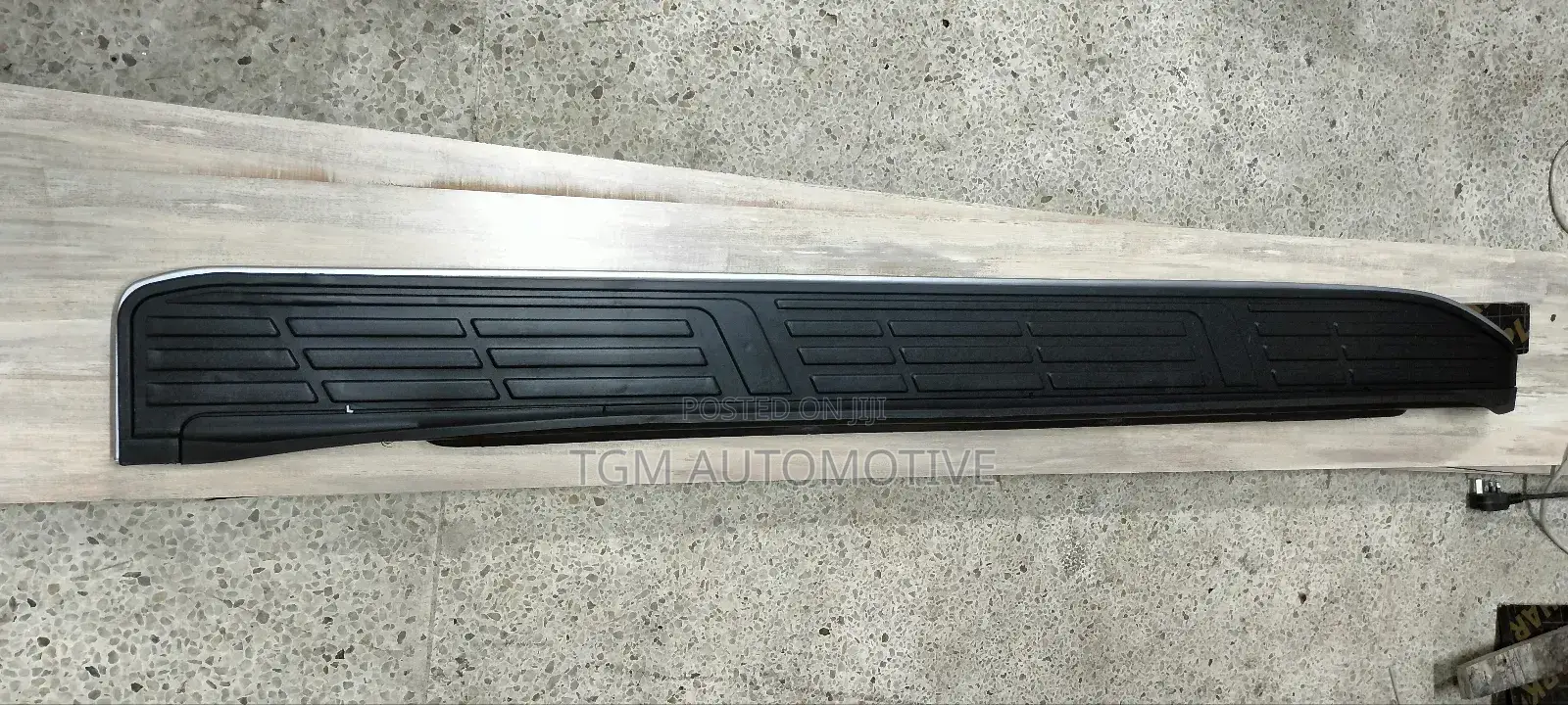 Side Steps Black Prado 150 Black Silver