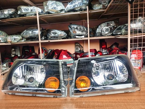 Mitsubishi Townbox Ex-Japan Headlights