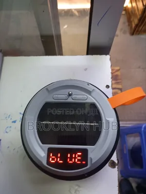 RBT-016 Robot Radio (Solar)