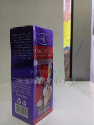 Hip Engagement and Lifting Essential Oil - thumbnail 2