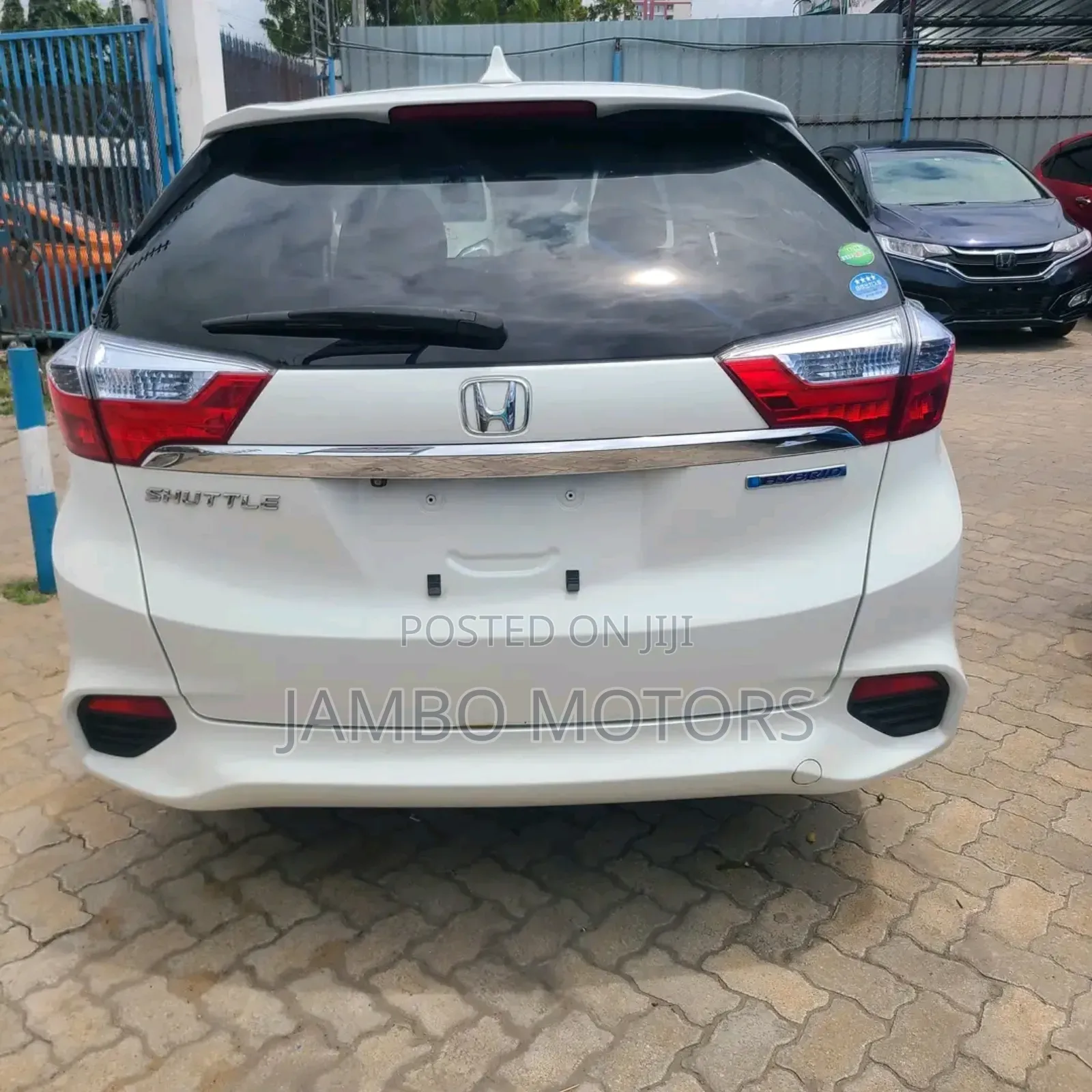 Honda Fit Shuttle 1.5 Hybrid 2WD 2018 White