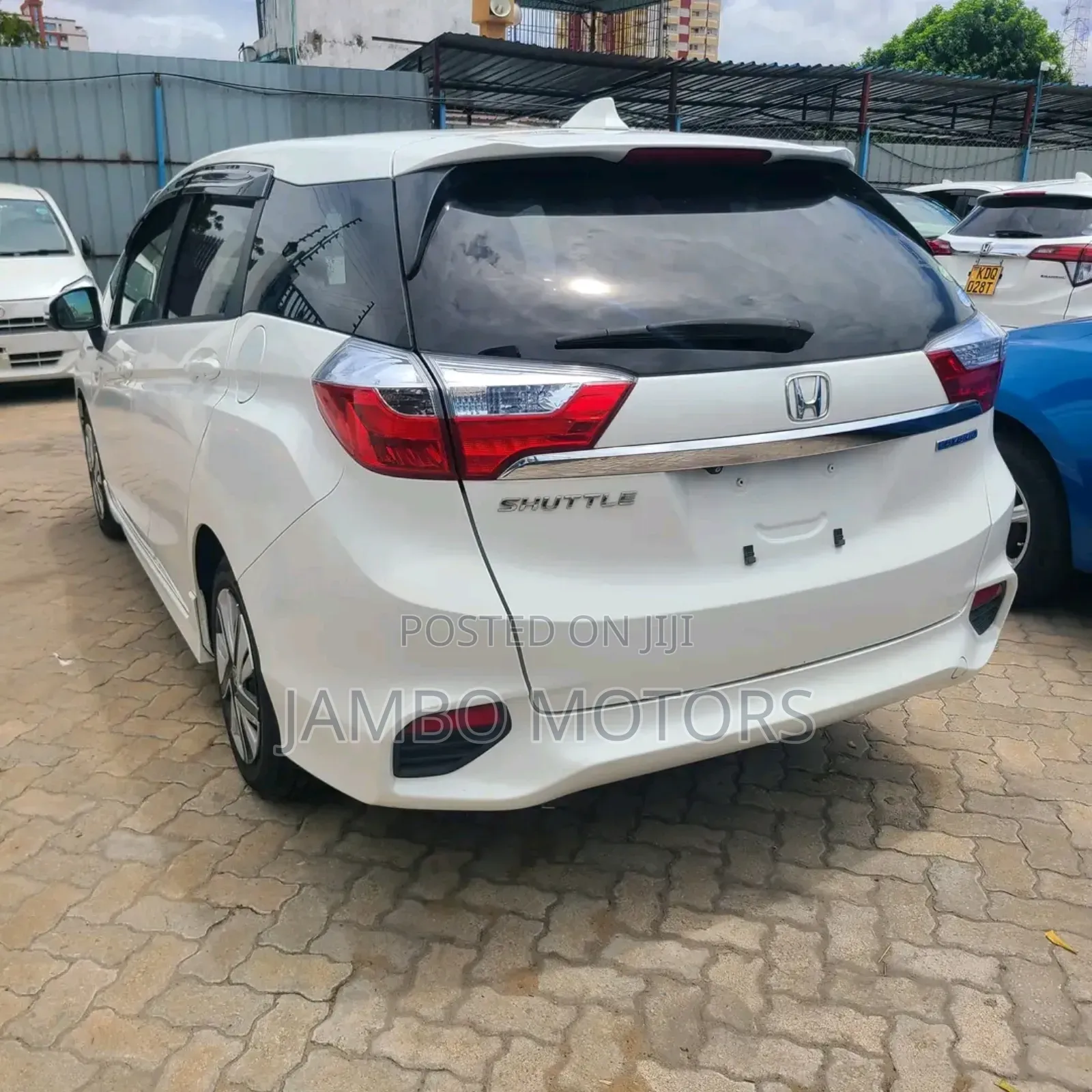 Honda Fit Shuttle 1.5 Hybrid 2WD 2018 White