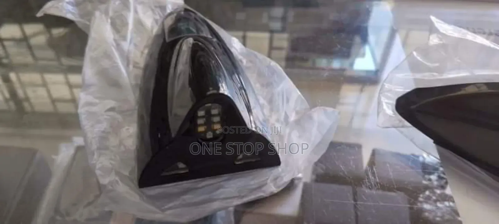 High Positioned Roof Solar Powered Shark Fin