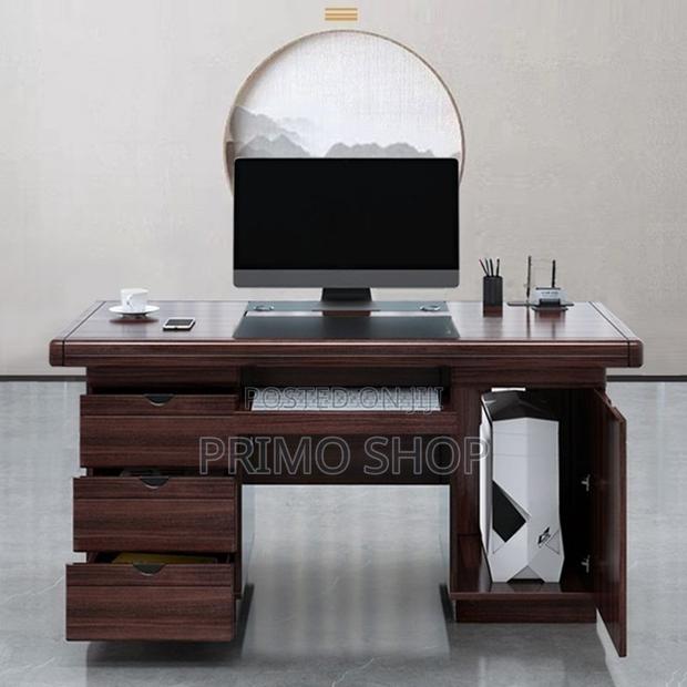 1200mm Executive Office Desk With Lockable Drawers - thumbnail 8