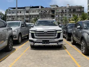 Toyota Land Cruiser 3.5 Petrol 4WD 2022 Pearl