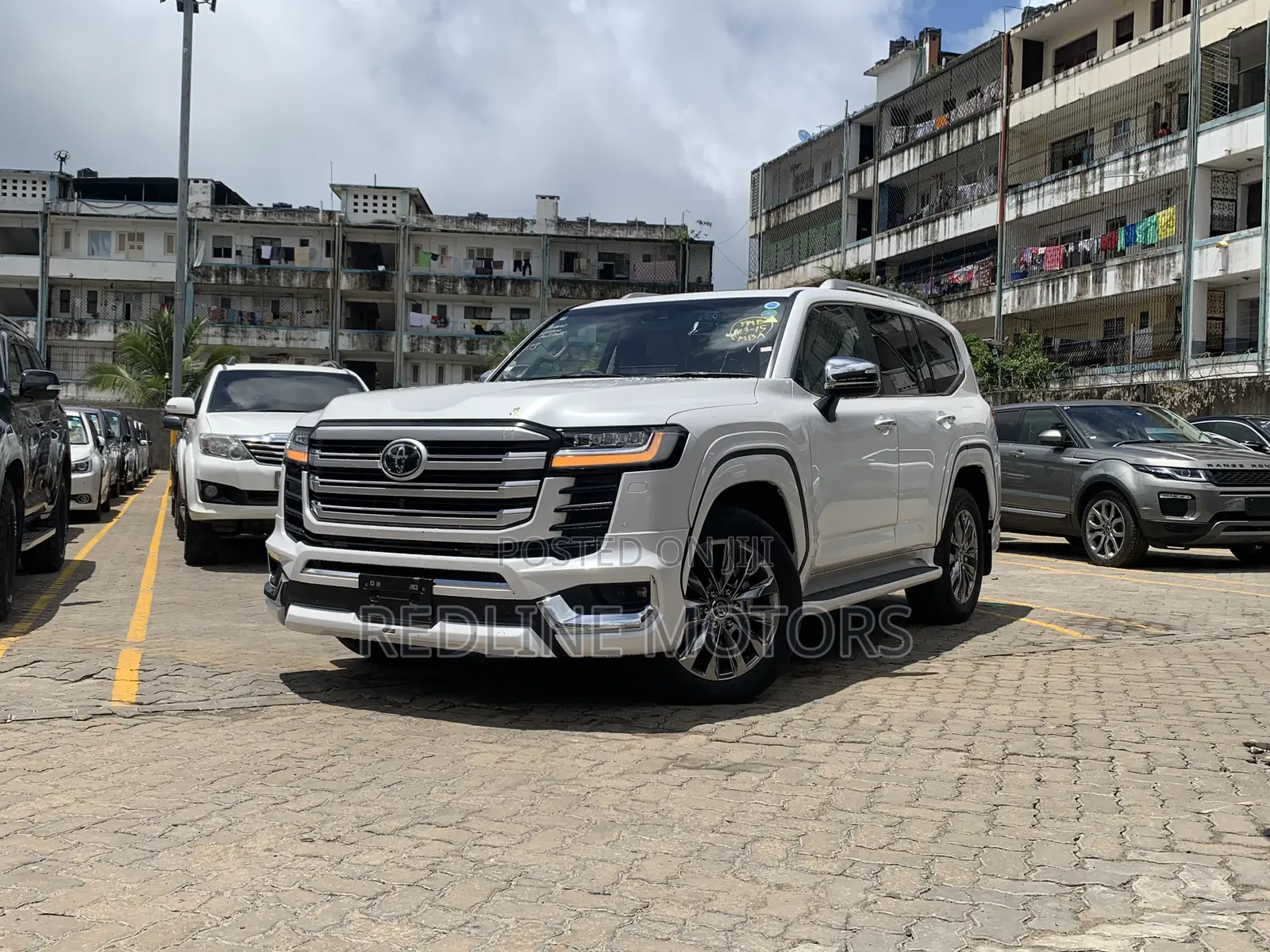 Toyota Land Cruiser 3.5 Petrol 4WD 2022 Pearl