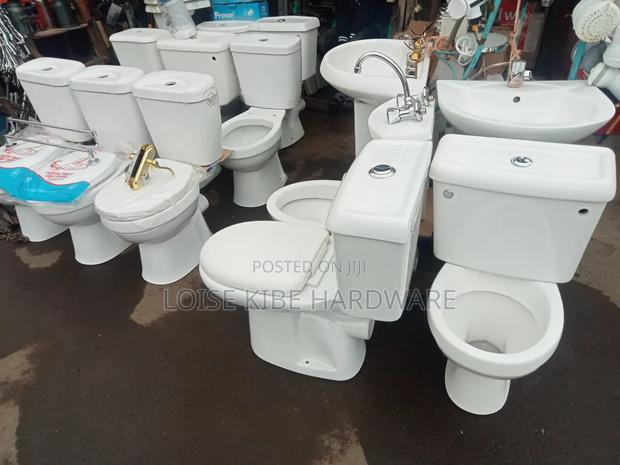 X UK Toilets Available