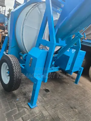Self Loading Concrete Mixer Now on Offer