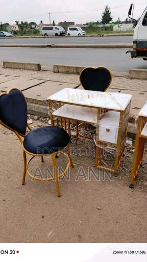 Pedicure Table and 2 Chairs - main view