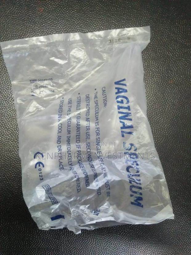 Vaginal Speculum; Disposable Sterile Plastic - main view