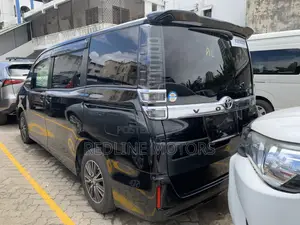 Toyota Voxy 2017 Matt Black