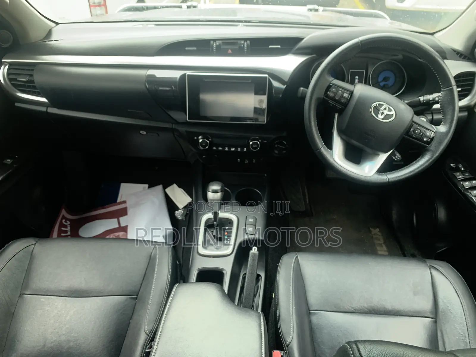 Toyota Hilux SR5 4x4 2017