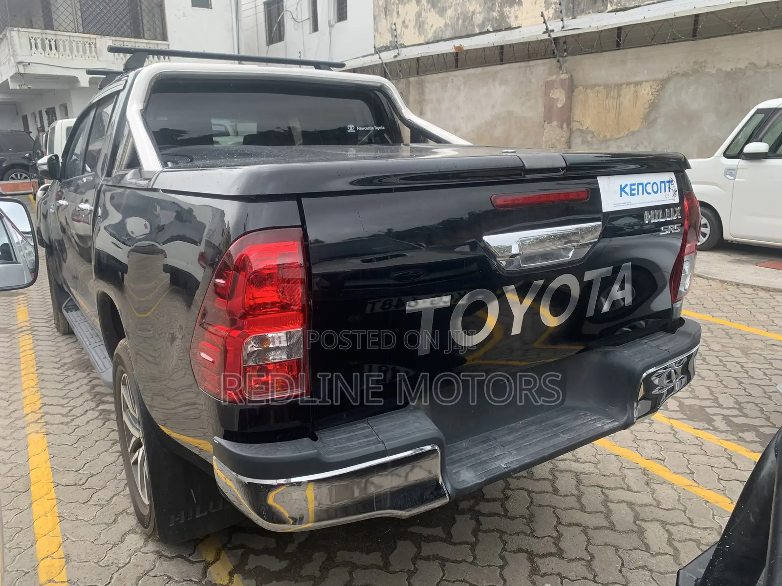 Toyota Hilux SR5 4x4 2017