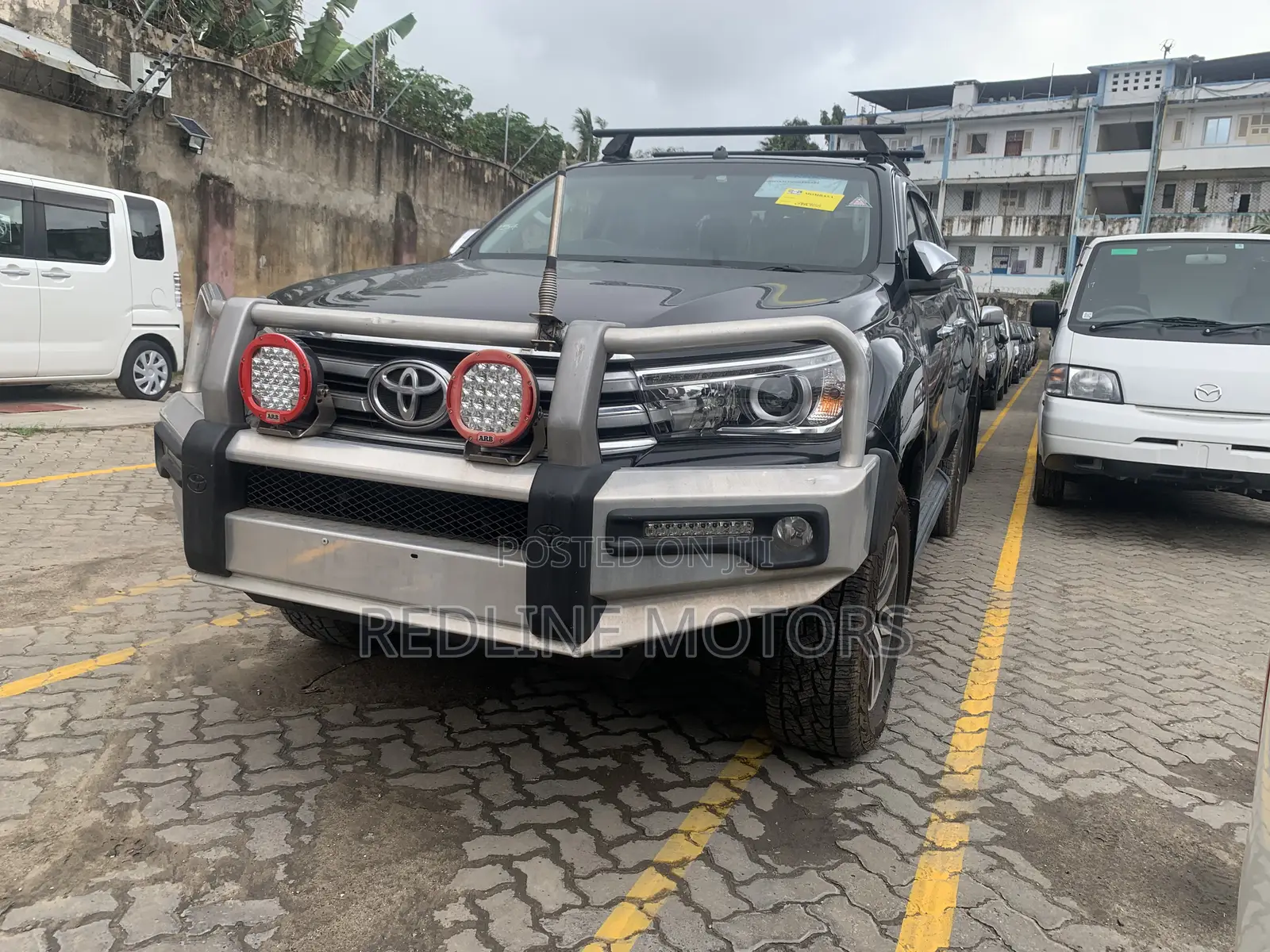 Toyota Hilux SR5 4x4 2017