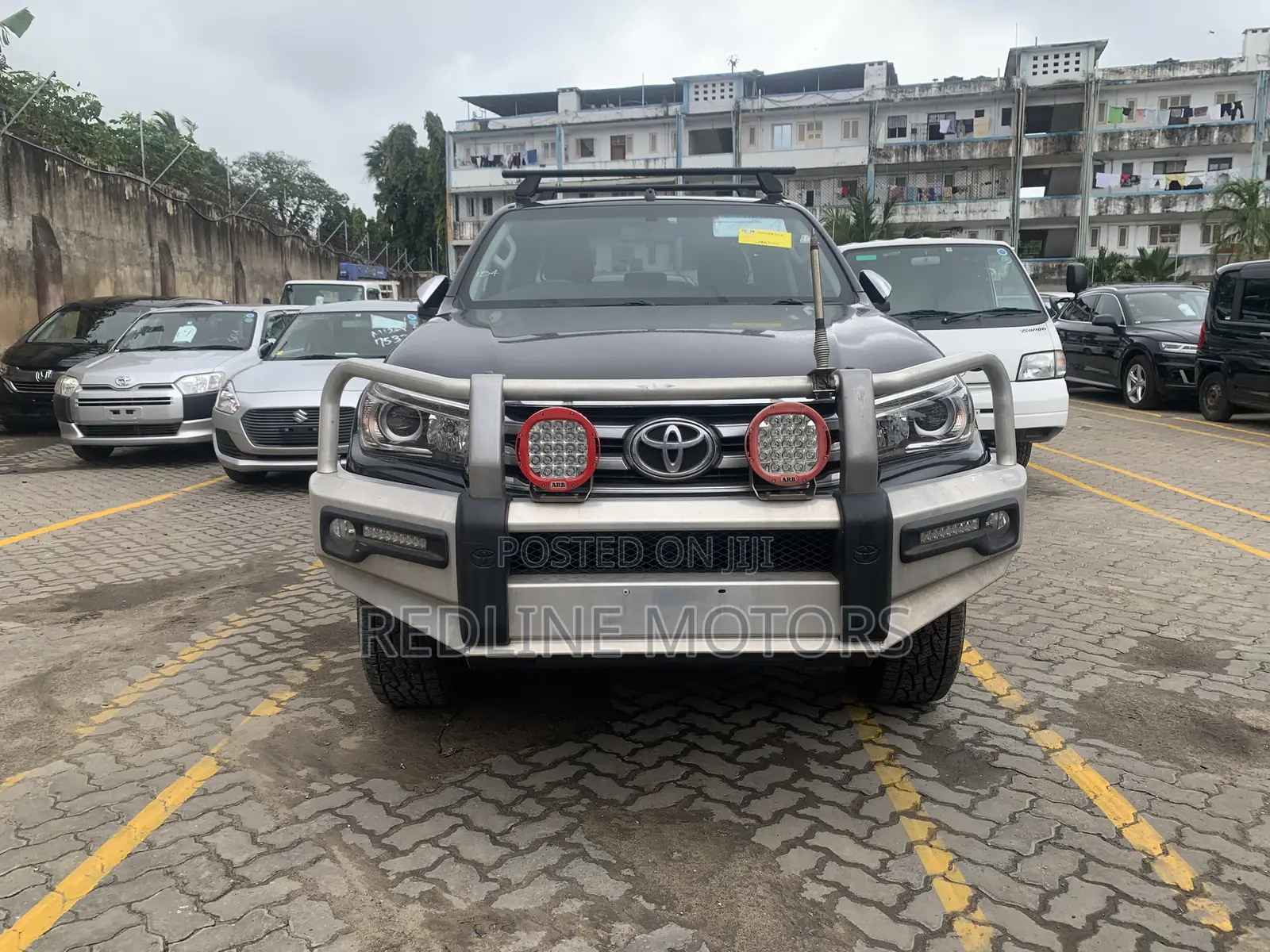 Toyota Hilux SR5 4x4 2017