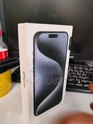 New Apple iPhone 15 Pro 256 GB Gray - thumbnail 2