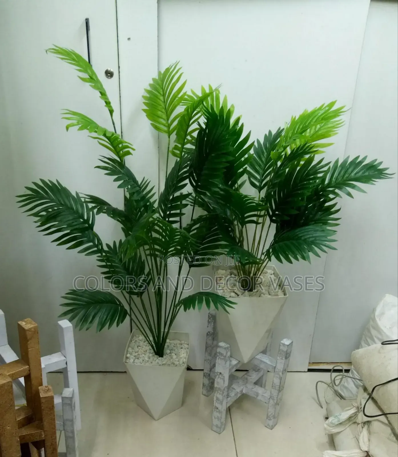 1.2m Palm Trees and Vases Available With or Without Stand