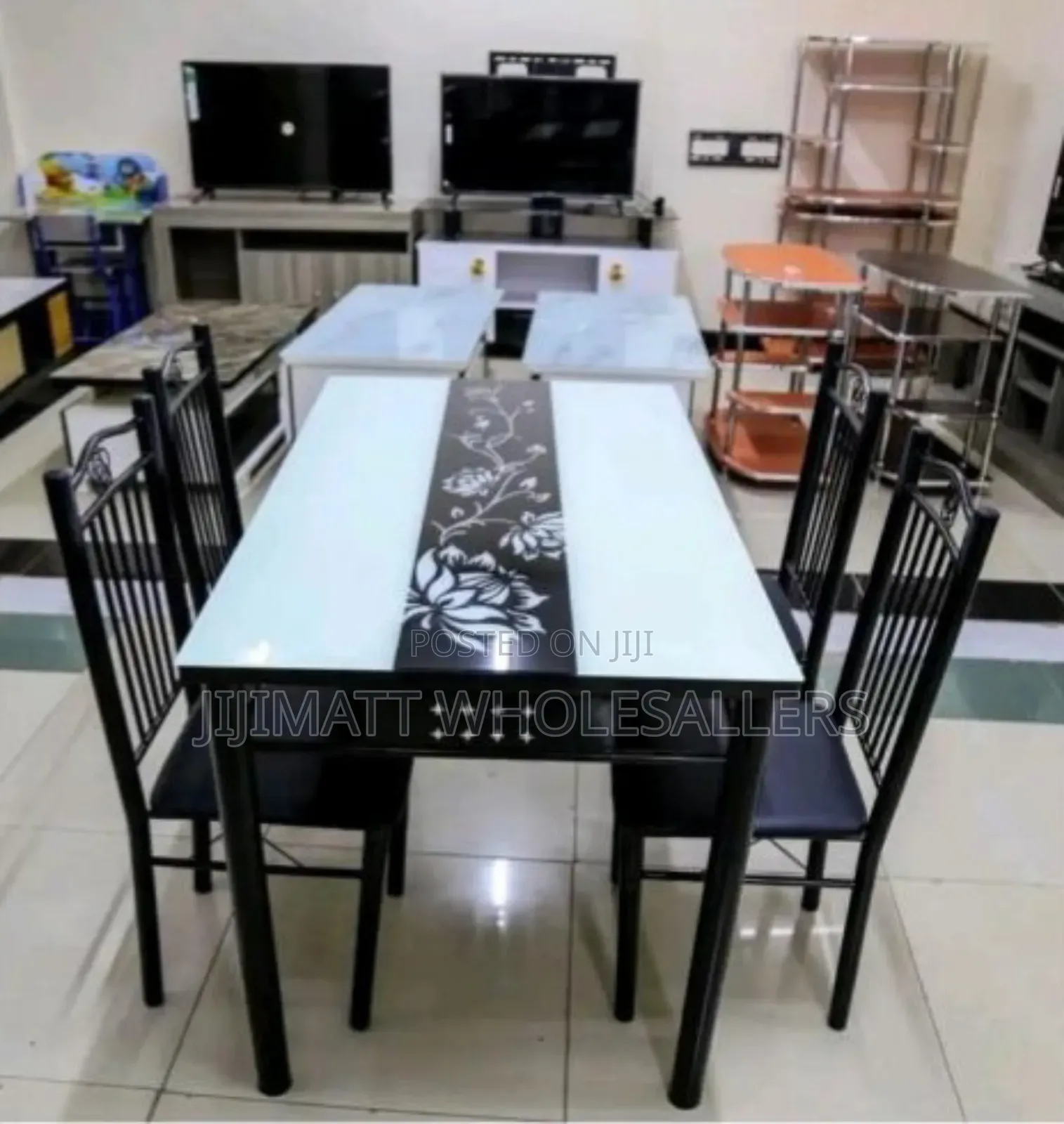 Strong And Durable Executive 4 Sitter Dinning Table