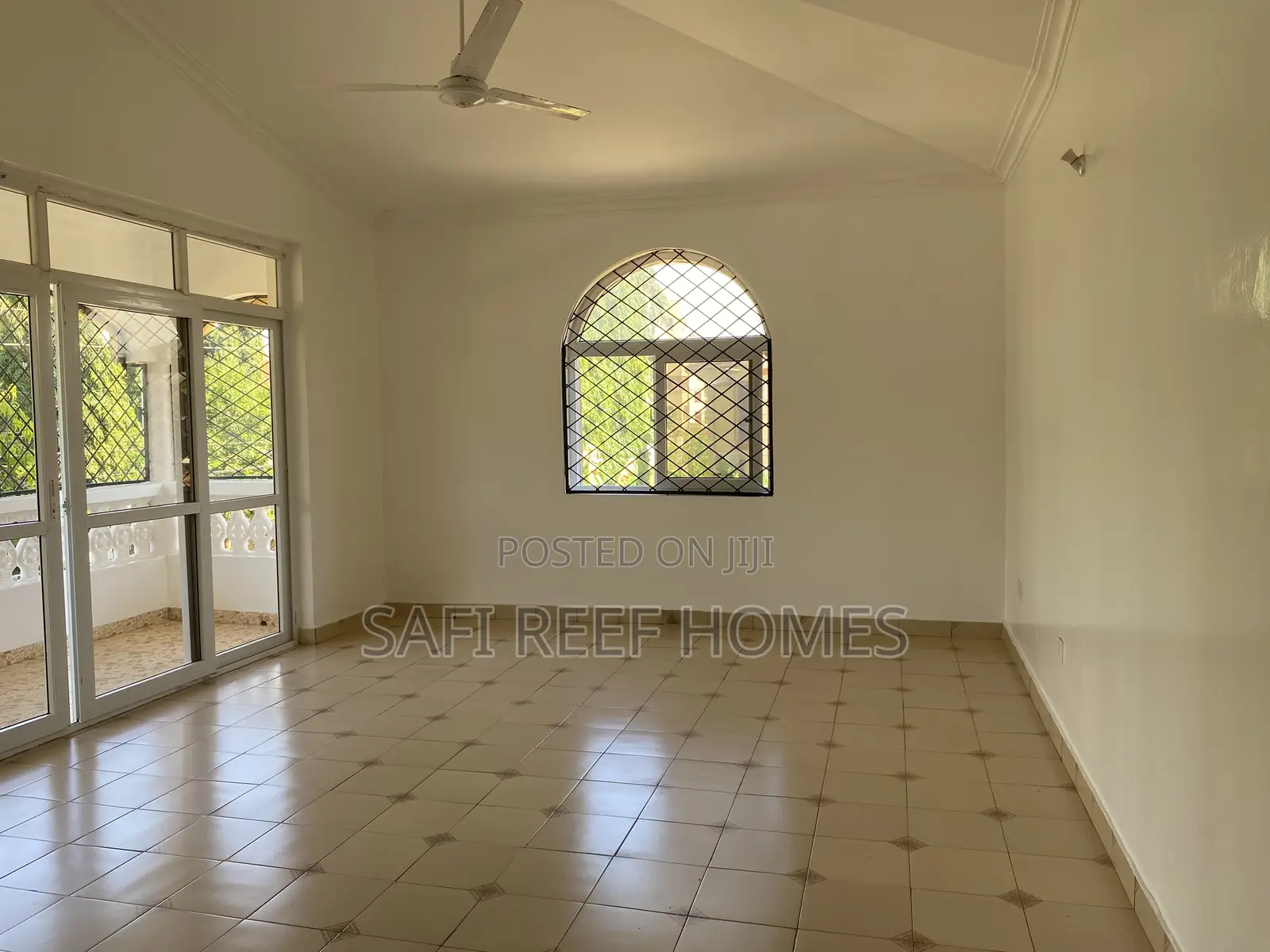 4bdrm Apartment in Nyali for rent