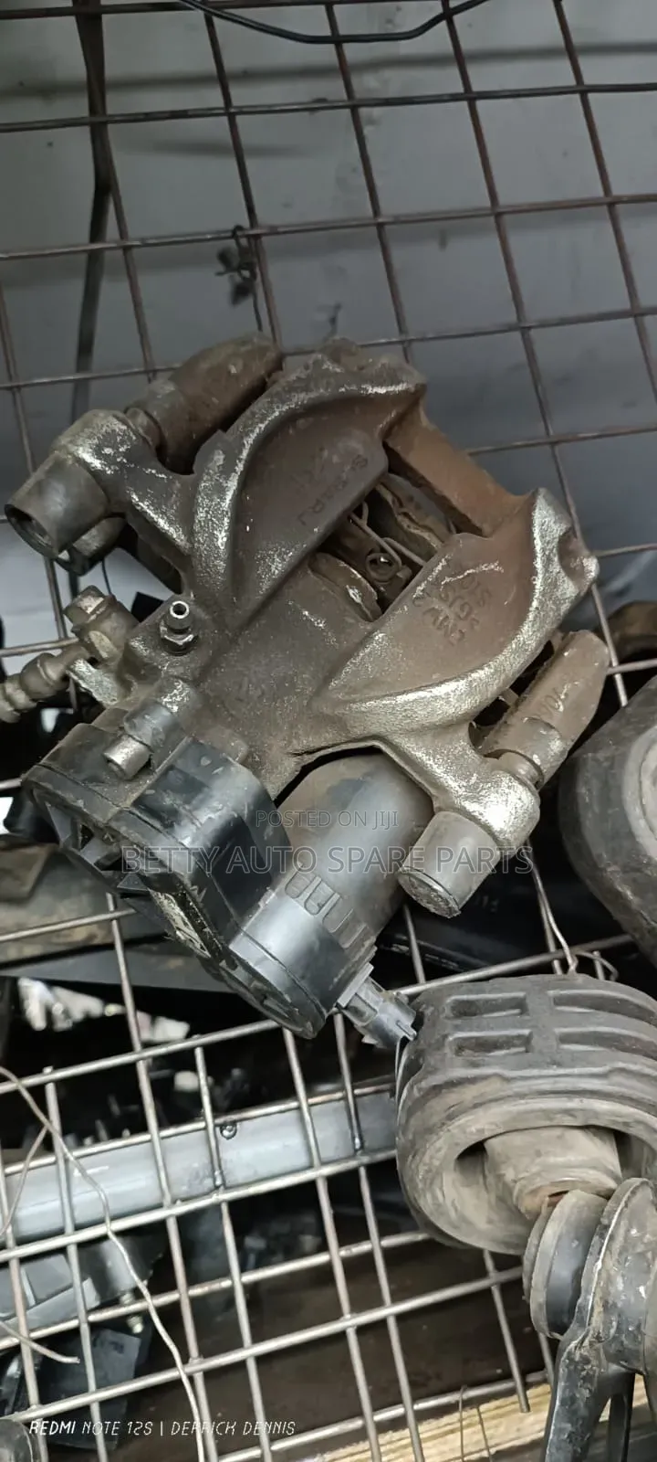 Subaru Outback Rear Caliper BS9 