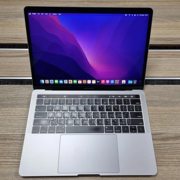 Laptop Apple MacBook Pro 2018 16GB Intel Core I7 SSD 1T - main view