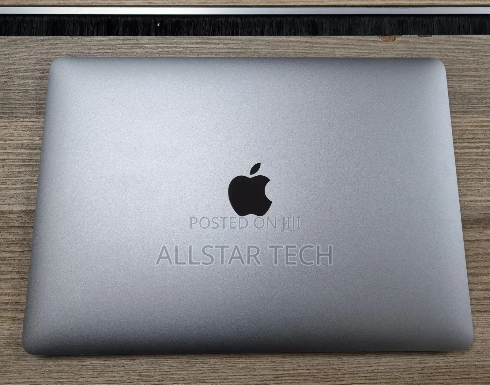 Laptop Apple MacBook Pro 2018 16GB Intel Core I7 SSD 1T