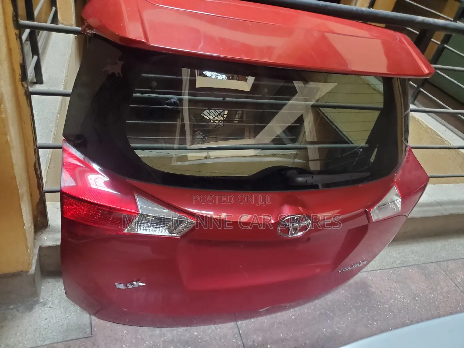 Toyota Rav 4 2015 Tailgate Boot