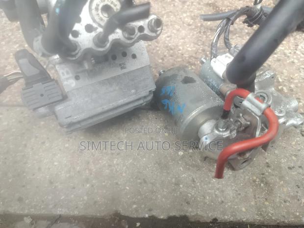 Toyota Axio Hybrid Brake Actuator - thumbnail 2