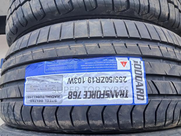 Goodard 255/50r19