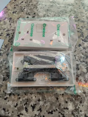 Club Tree Twin Sockets