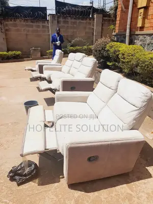 Leather Sofaset Cleaning in Karen