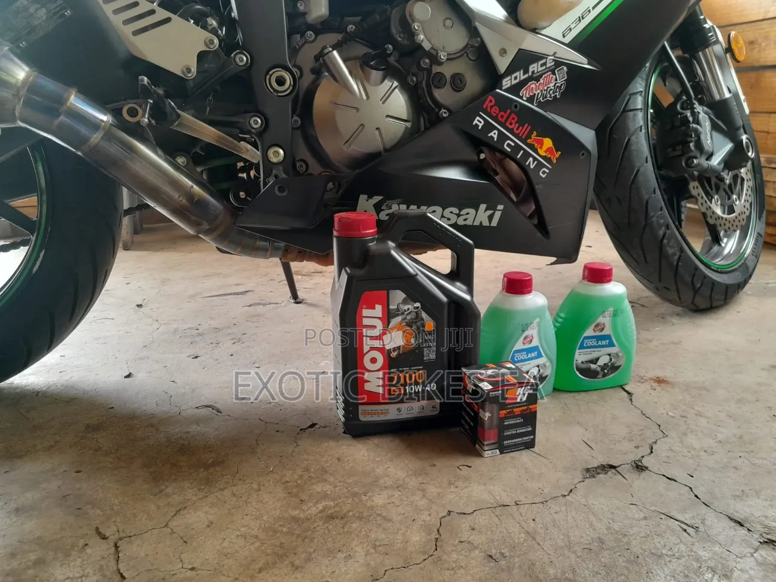 Assorted Motul Oils