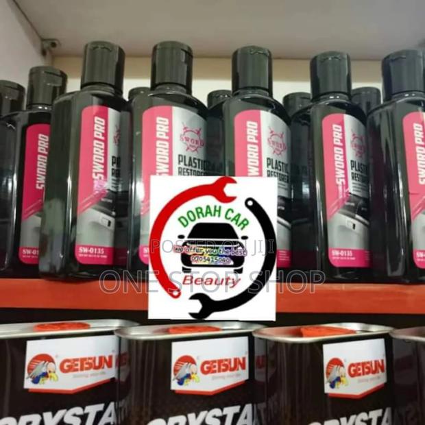 Plastic Restorer Cleaner