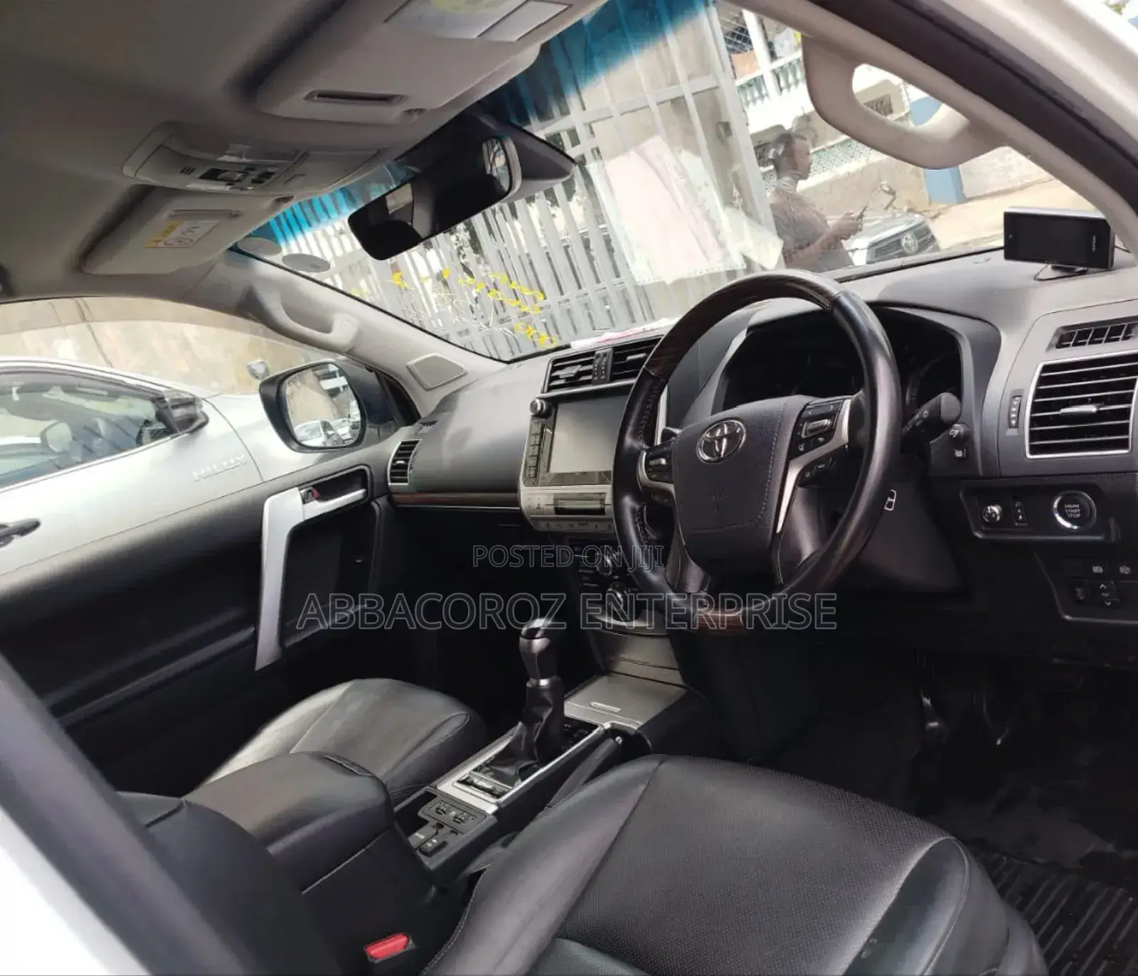 Toyota Land Cruiser Prado 2.8 2018 White