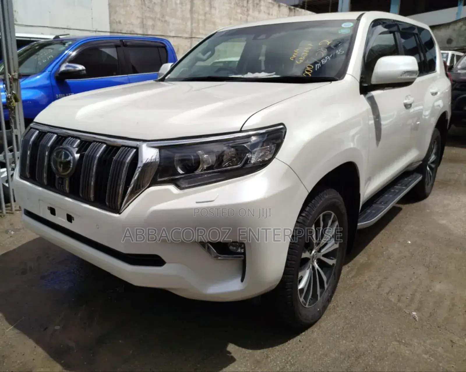 Toyota Land Cruiser Prado 2.8 2018 White