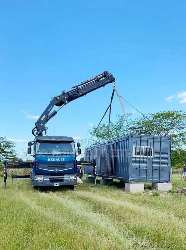 Shipping Containers and Container Delivery Offered - main view