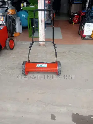 Manual Lawnmower