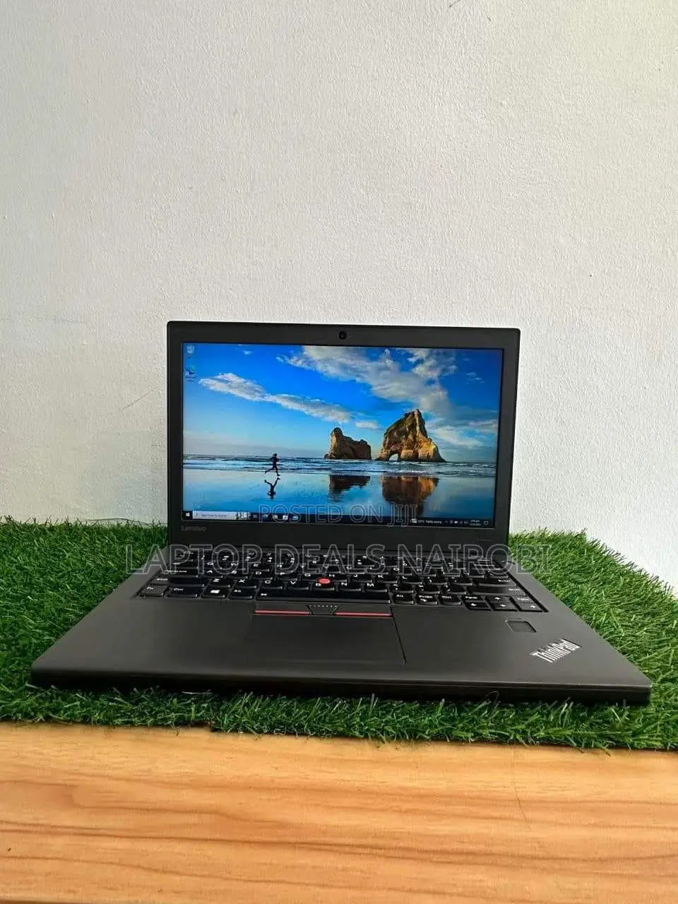 Laptop Lenovo ThinkPad X270 8GB Intel Core I7 SSD 256GB