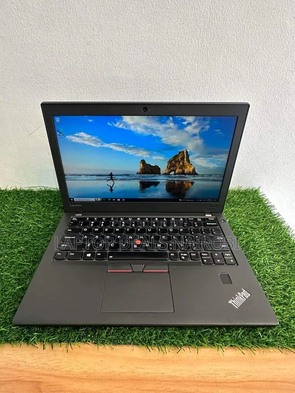 Laptop Lenovo ThinkPad X270 8GB Intel Core I7 SSD 256GB