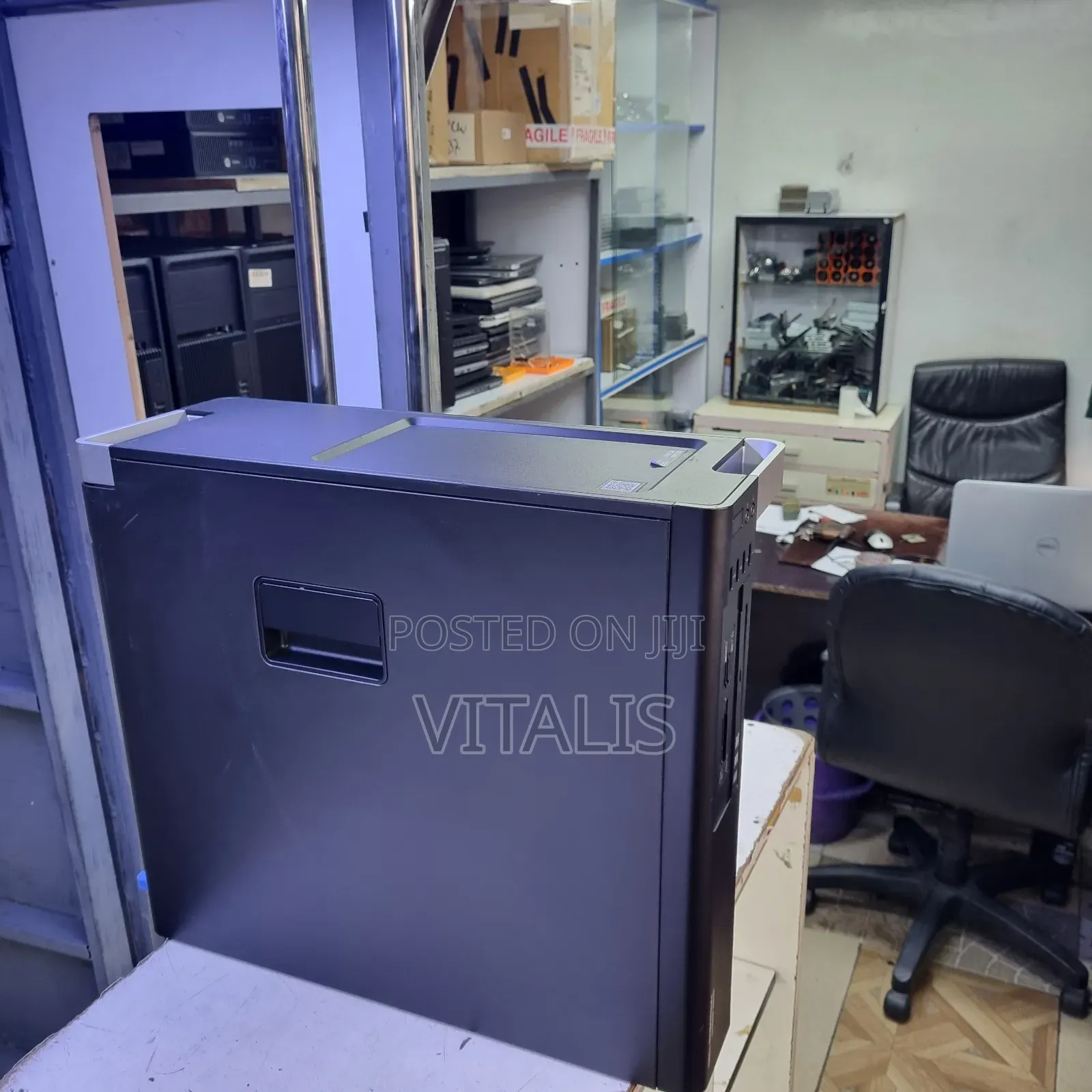 Desktop Computer Dell 64GB Intel Xeon HDD+SSD 1T